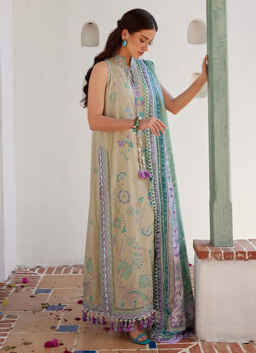Farah Talib Aziz Luv Duv Lawn’26-Valeria Olive