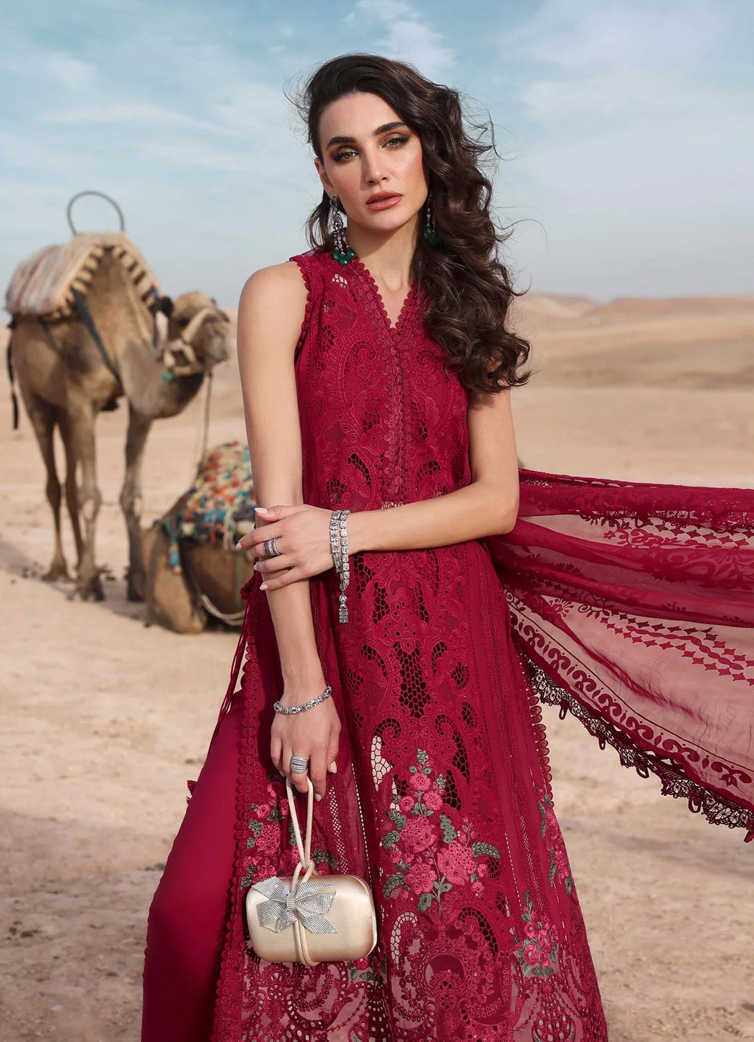 Maria.B. Luxury Lawn'25 - D-2504-A