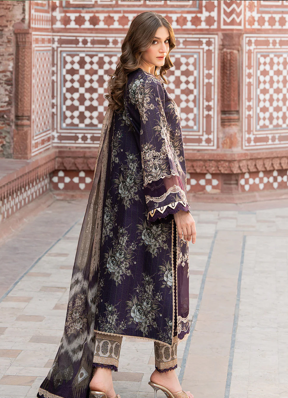 Bin Ilyas Naqsh Naaz Luxury Lawn '25 - 2087 - B