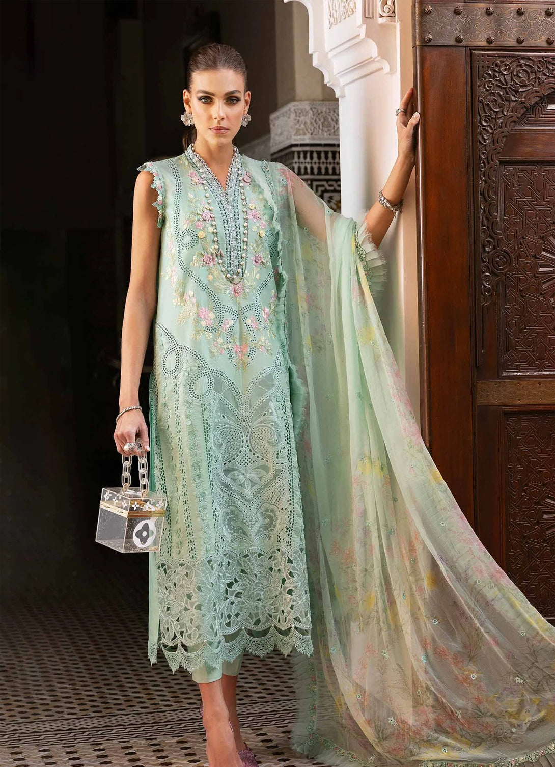Maria.B. Luxury Lawn'25 - D-2514-A