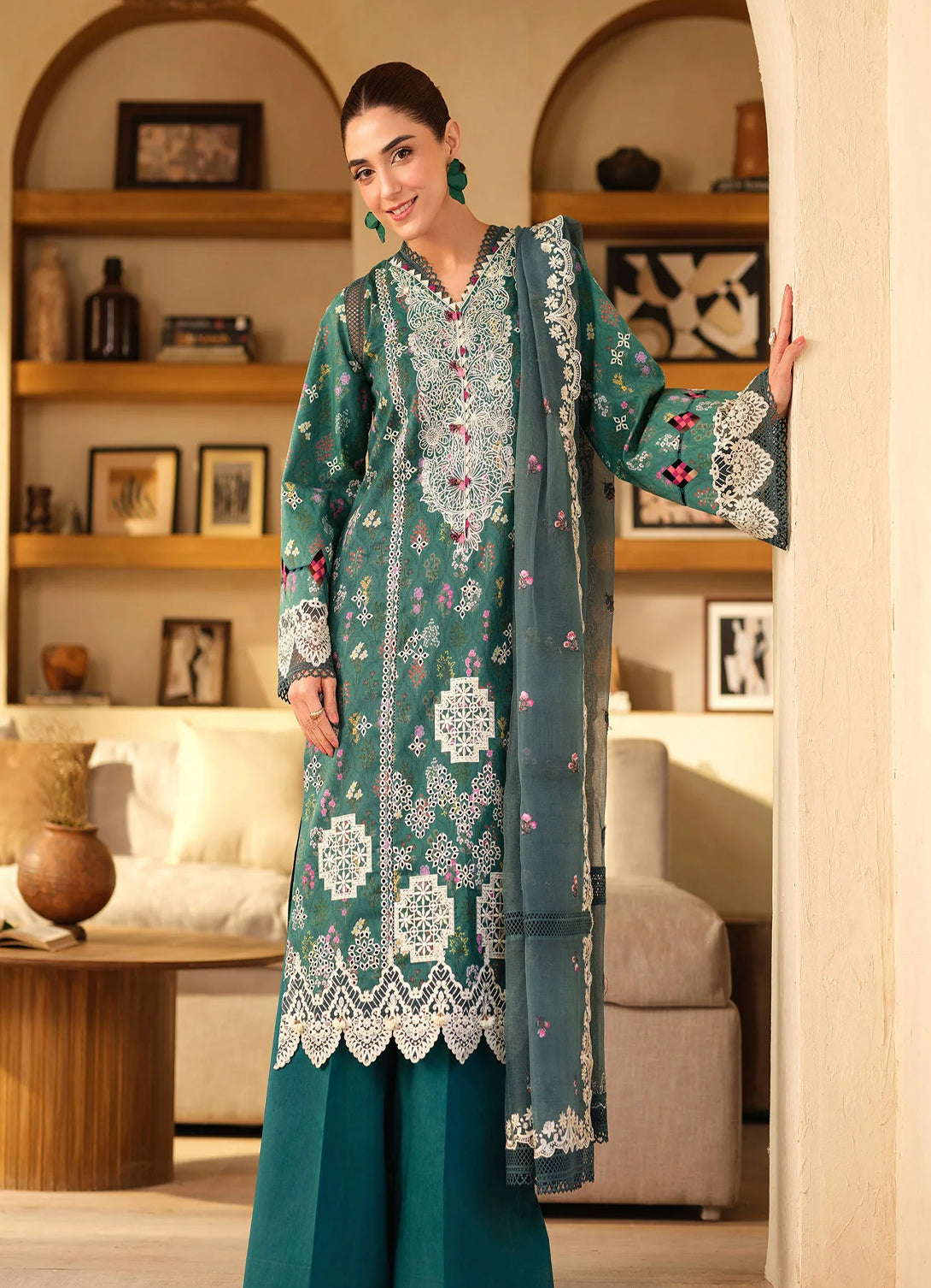 Maryam Hussain Luxury Lawn'25 - Seashell