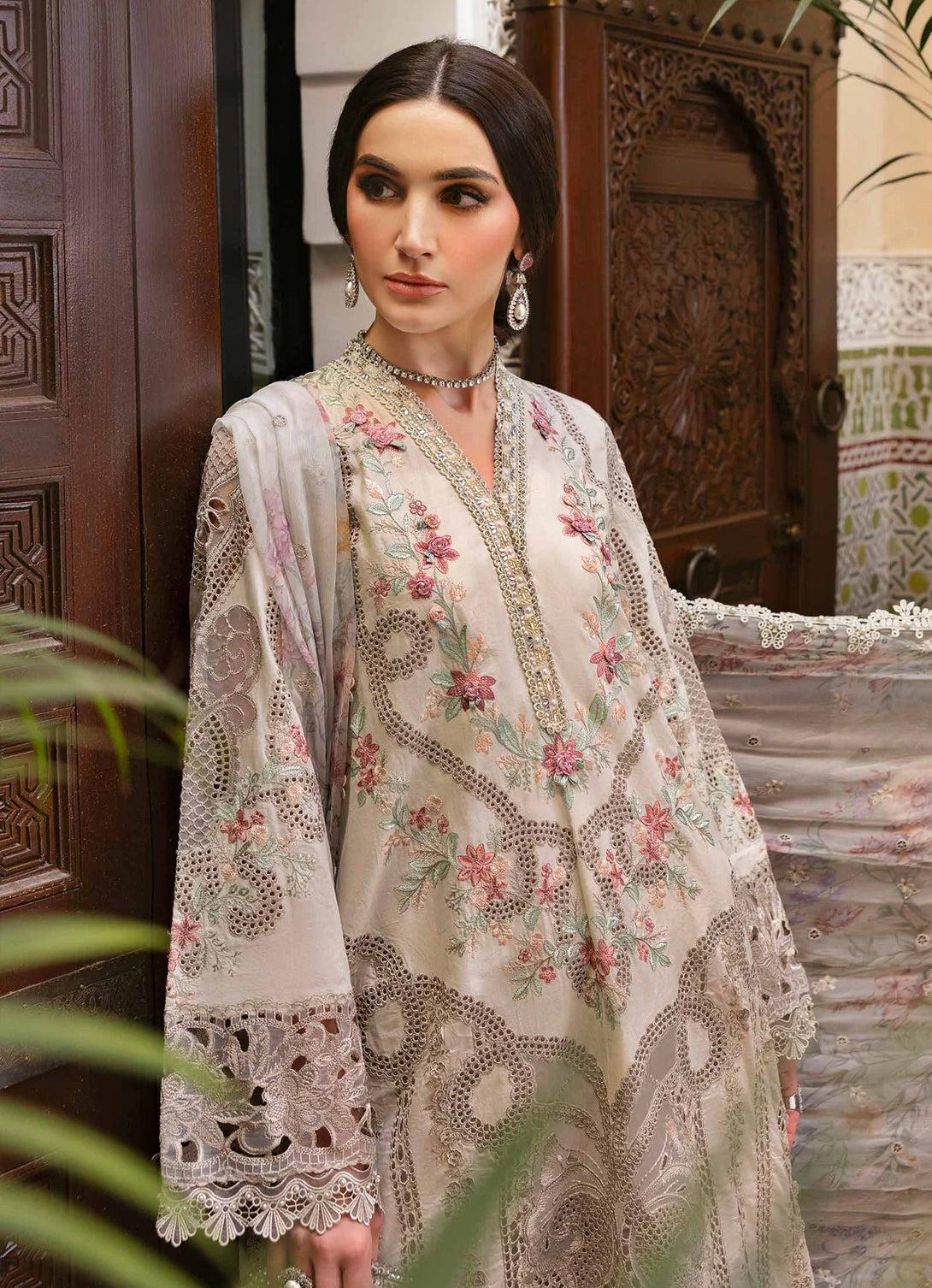 Maria.B. Luxury Lawn'25 -D-2514-B