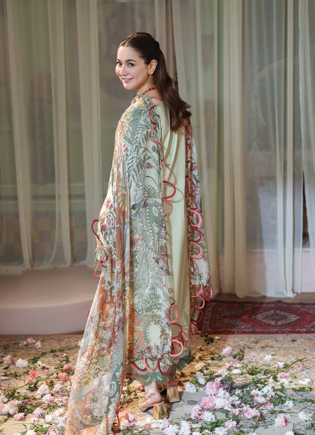 Jade Ombre Luxury Lawn'25 - 02
