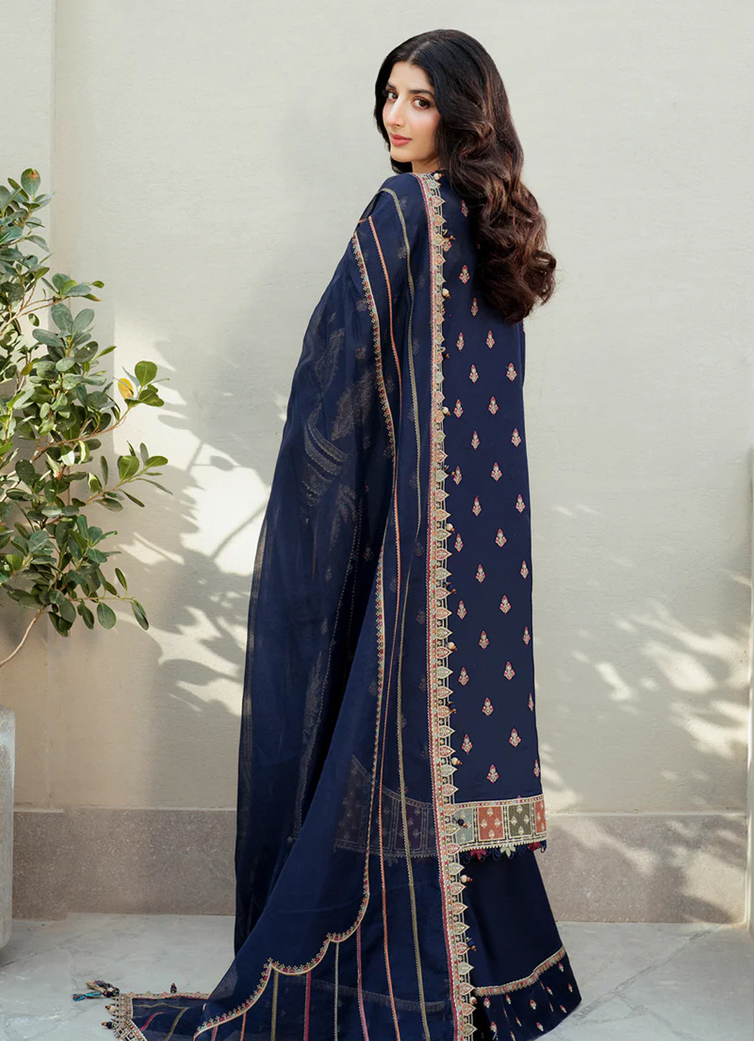 Jazmin Shahkaar Luxury Eid Lawn'25 - D8