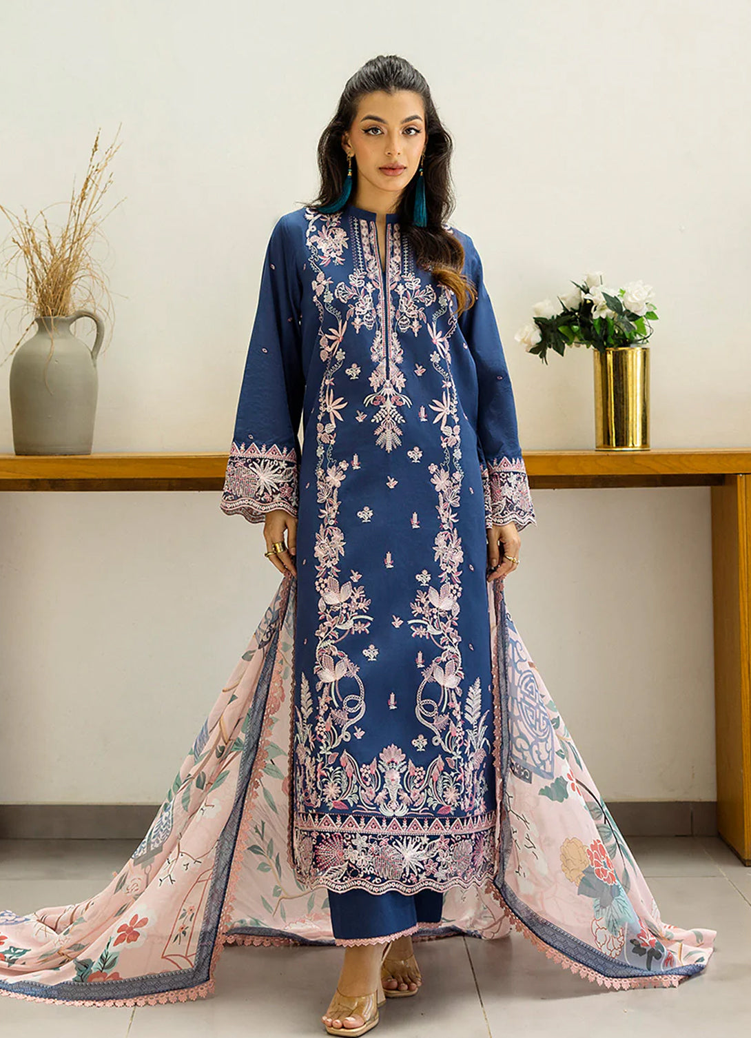 Zainab Chotani Tahra Lawn'25 - Elisa