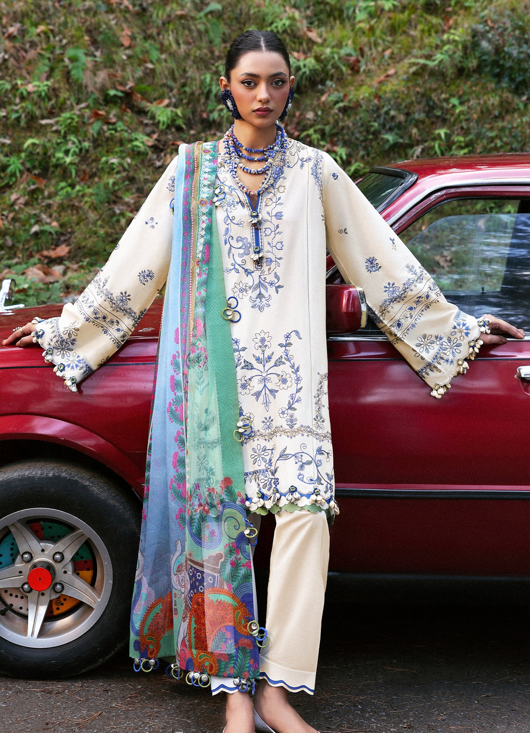 Zaha Summer Lawn'25 - MAYA (ZL25-15 A)