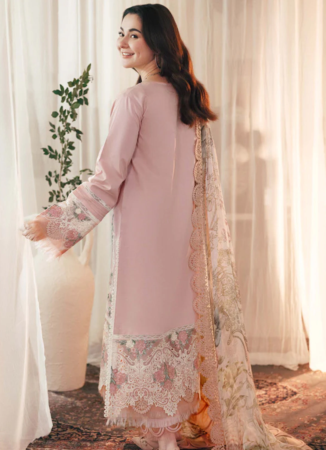 Jade Ombre Luxury Lawn'25 - 03