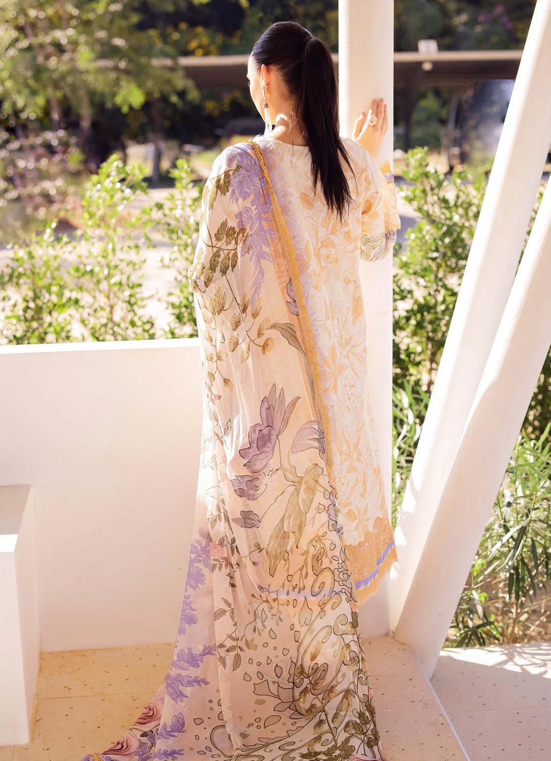 Jade Flora Summer Lawn'25 - TULIP