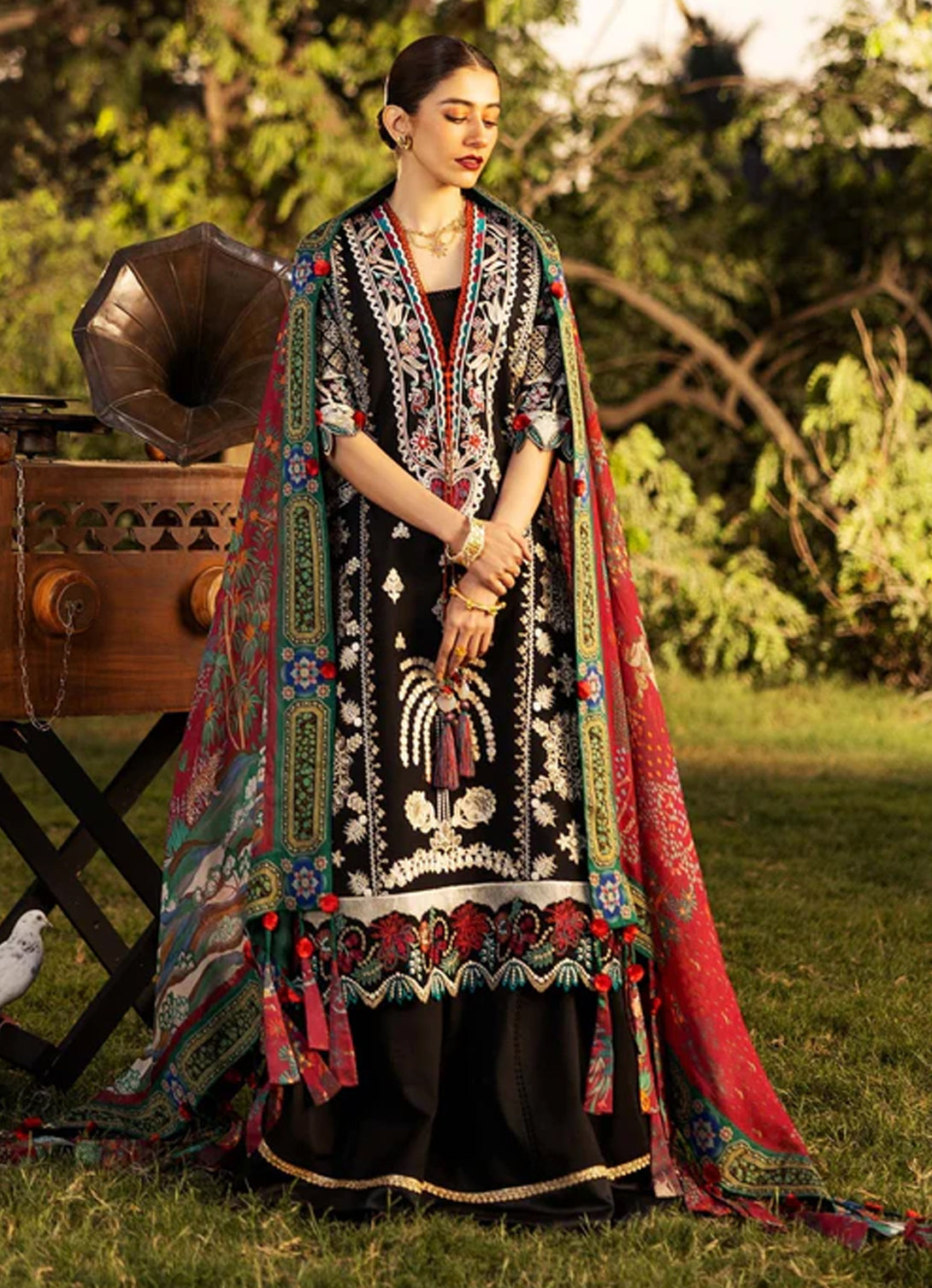 Sadaf Fawad Khan Luxury Lawn '25 Vol 1 - PALM ISLAND - A