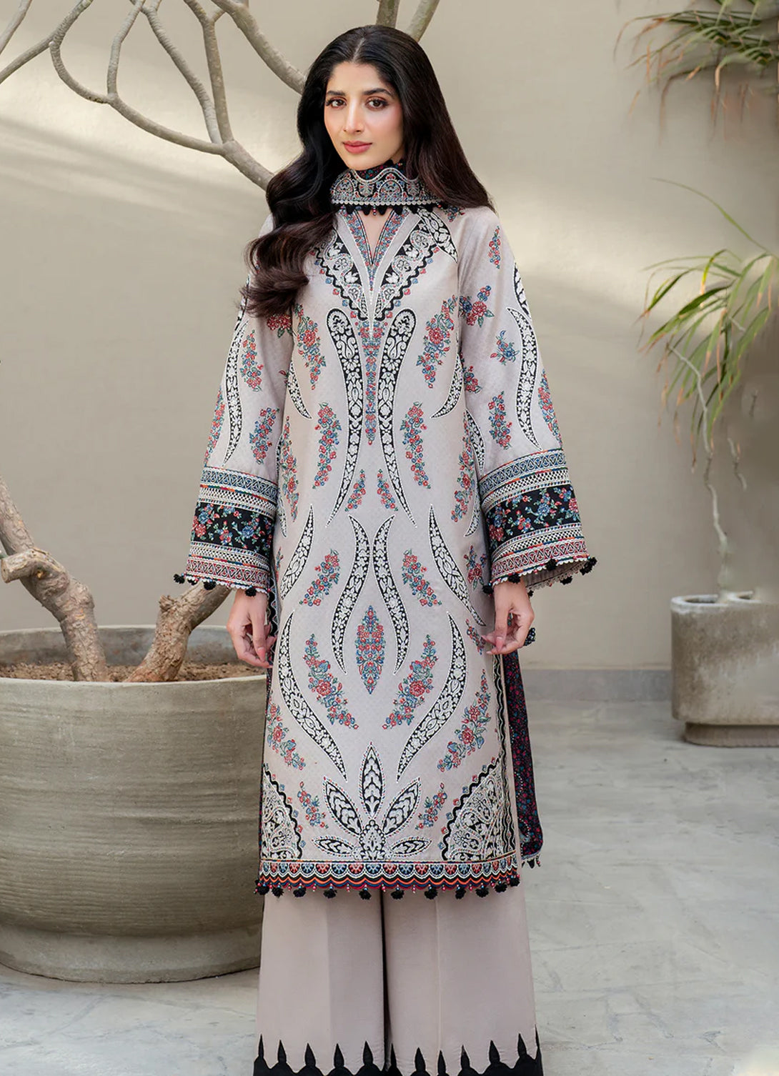 Jazmin Shahkaar Luxury Eid Lawn'25 - D7