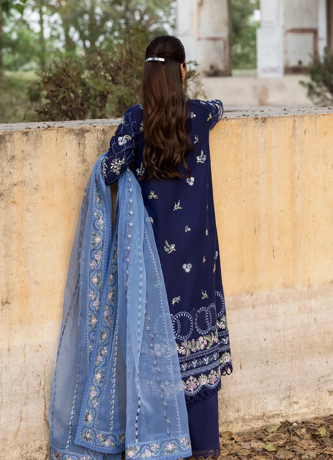 Afrozeh Mulaqaat Luxury Lawn'25 - Shiddat