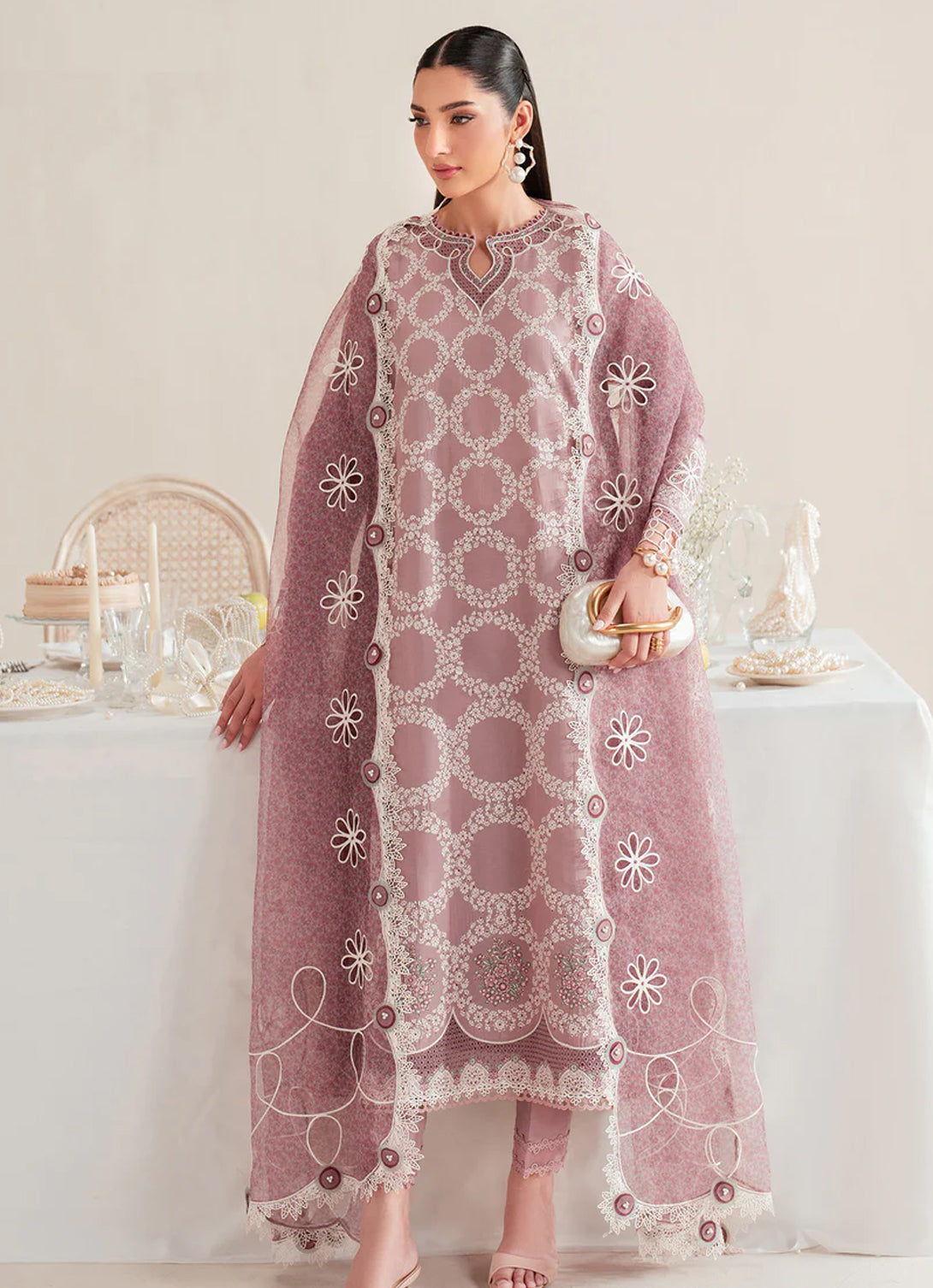 Jazmin IRIS LUXURY LAWN IL'25 - D10