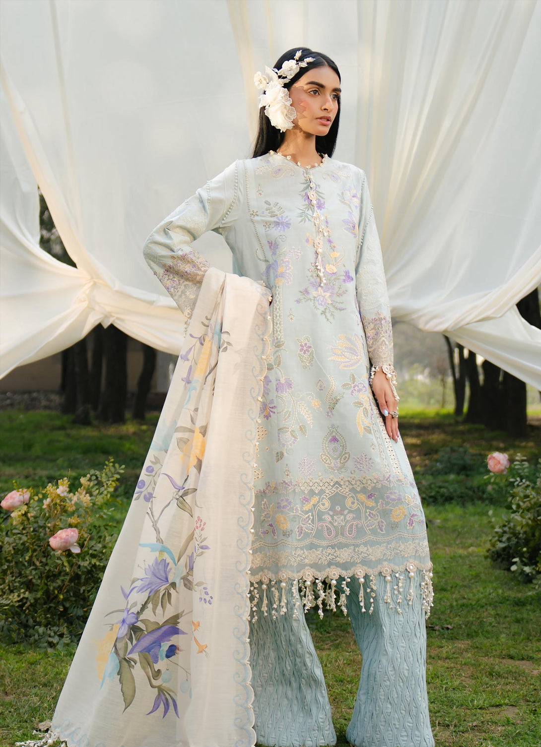 Sana Safinaz Summer Luxury Lawn'25 - 003B