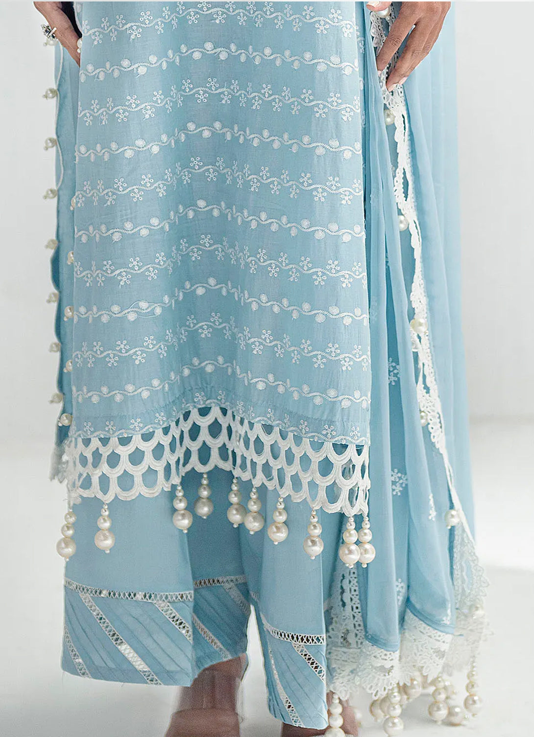 Gul Ahmed - Chikankari 3 pc- Schiffli Embroidered Lawn'25 - PM-52041