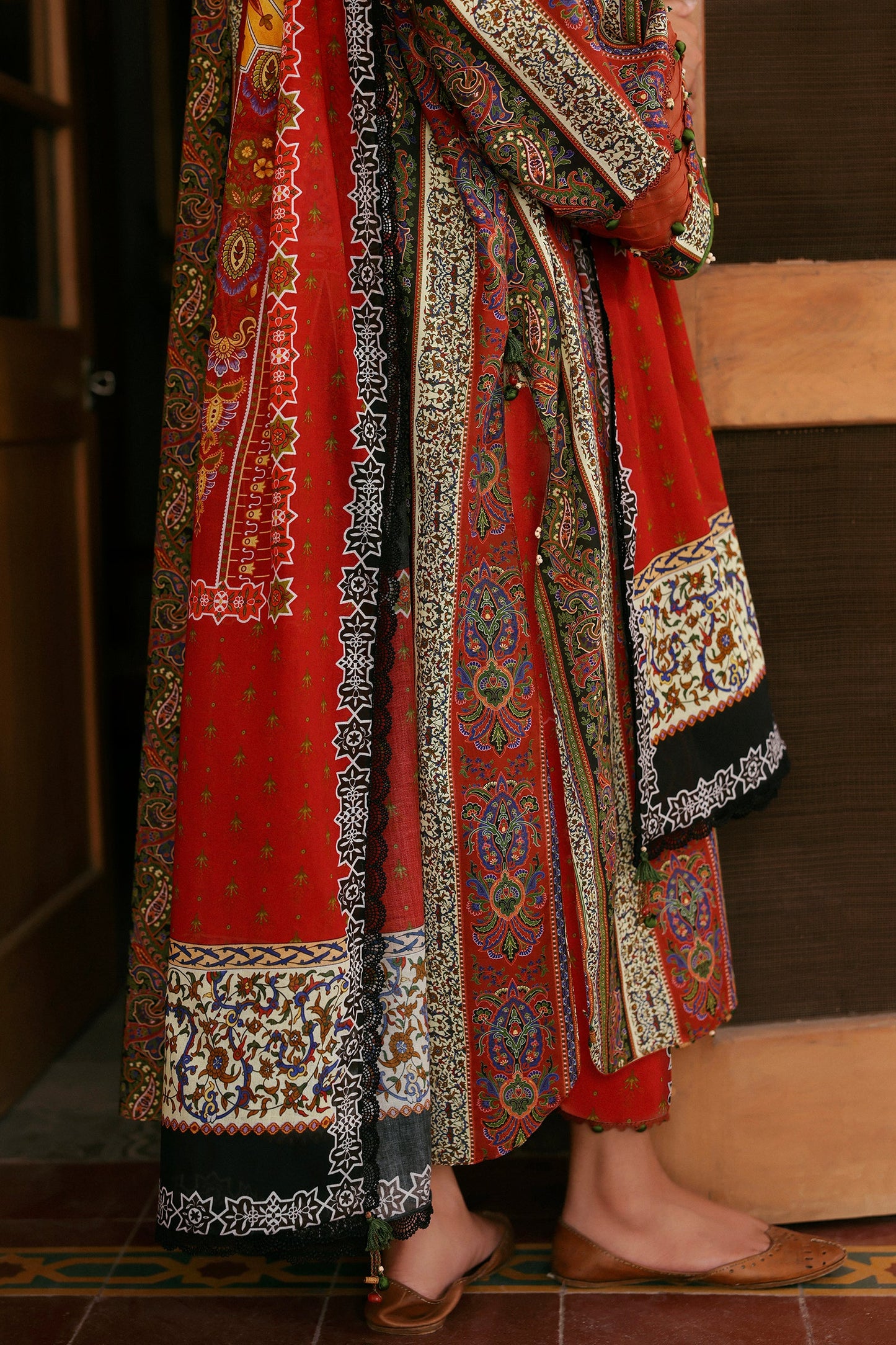 Zaha Amaya Printed Lawn’26-Raya