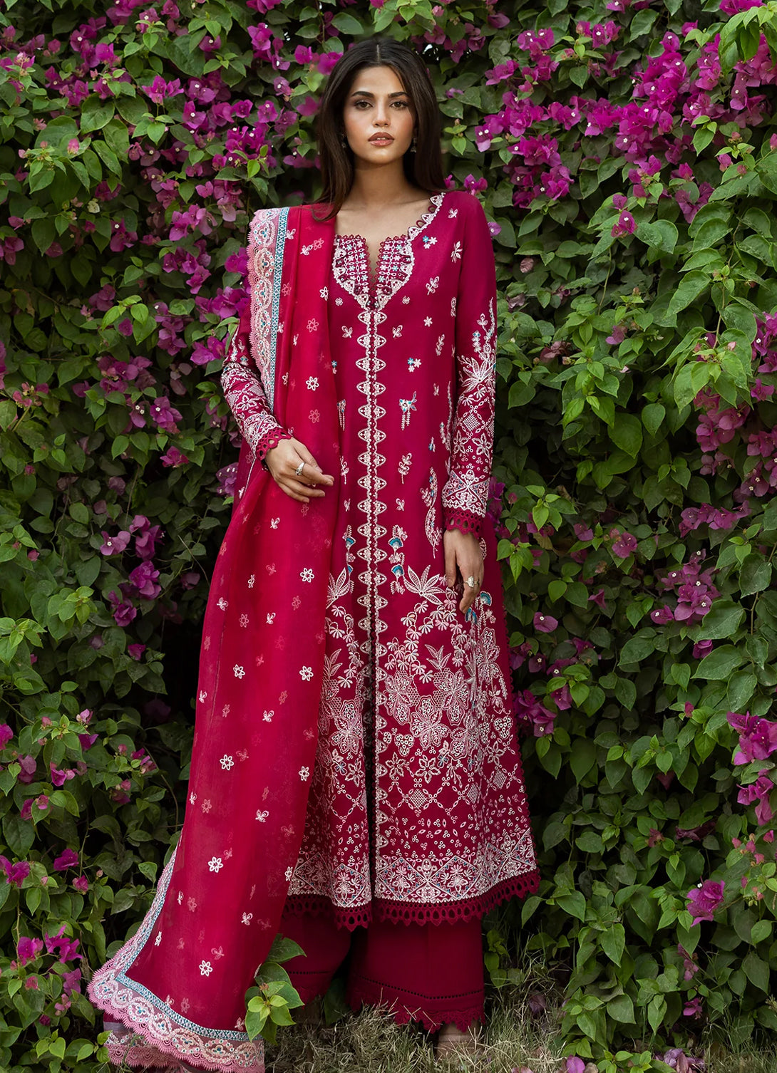 Afrozeh Mulaqaat Luxury Lawn'25 - Humnasheen