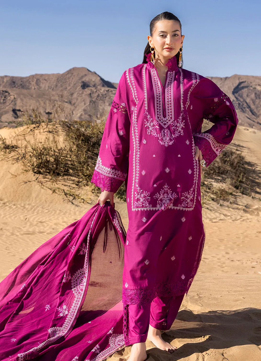 Gul Ahmed - New Season 3 pc- Embroidered Lawn'25 - DN-52014