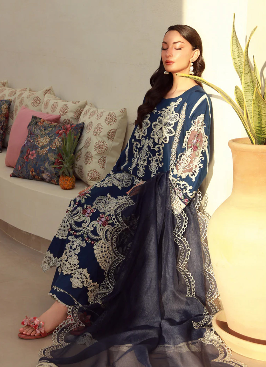 Gulmina Luxury Lawn'25 - Blue Orchid