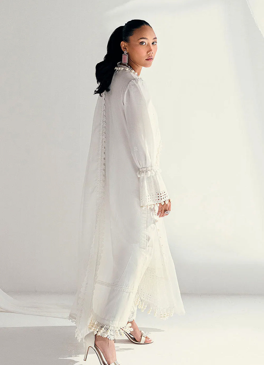 Gul Ahmed - Chikankari 3 pc- Schiffli Embroidered Lawn'25 - PM-52052