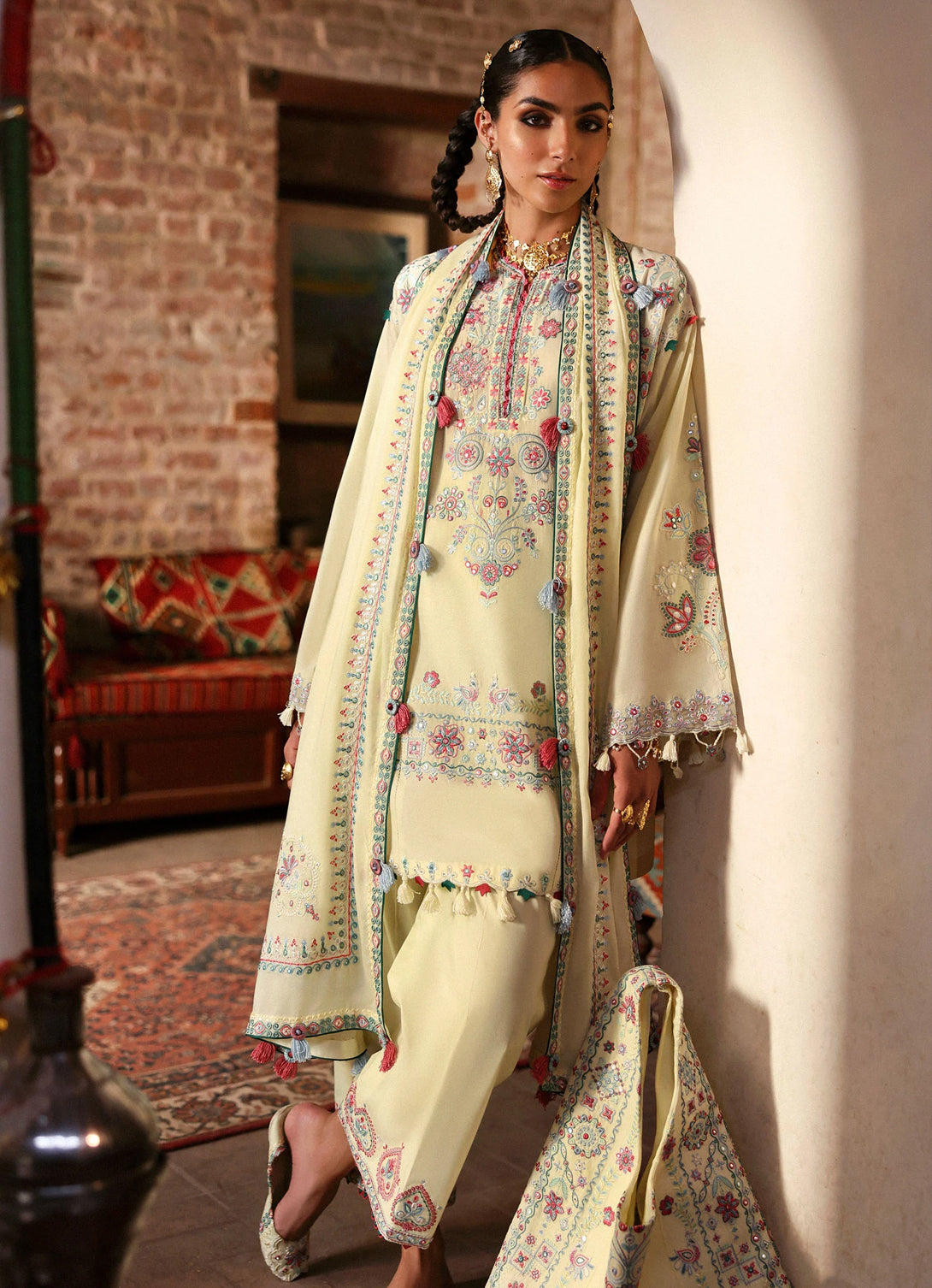 Zaha Festive Lawn'25 - MEHERBANO (ZF-25-01)