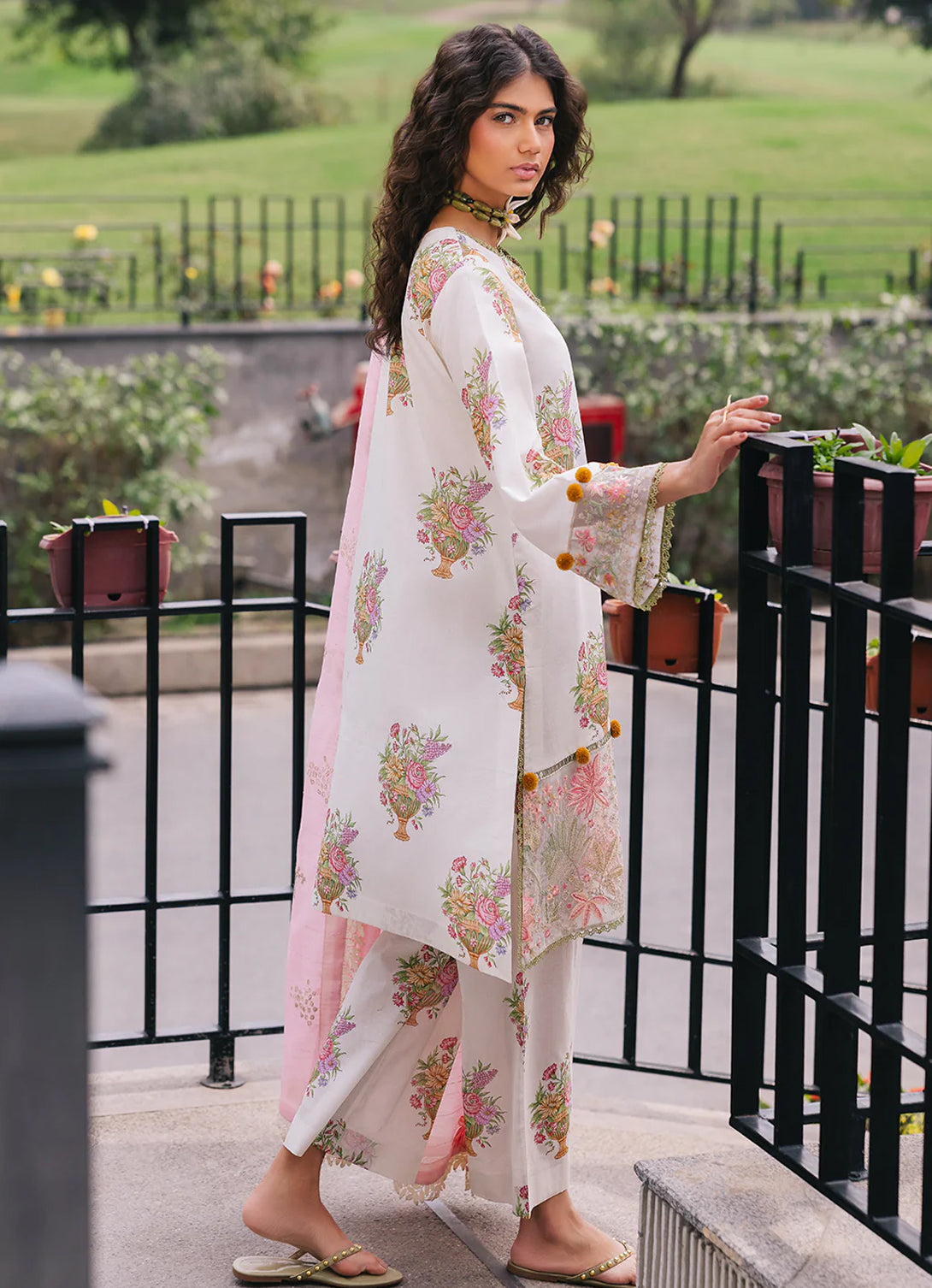 Mahnur Broadway Luxury Lawn '25 - Cherry Blossom