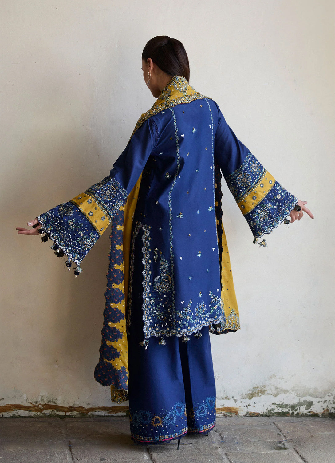 Hussain Rehar Luxury Lawn'25 - Riviera