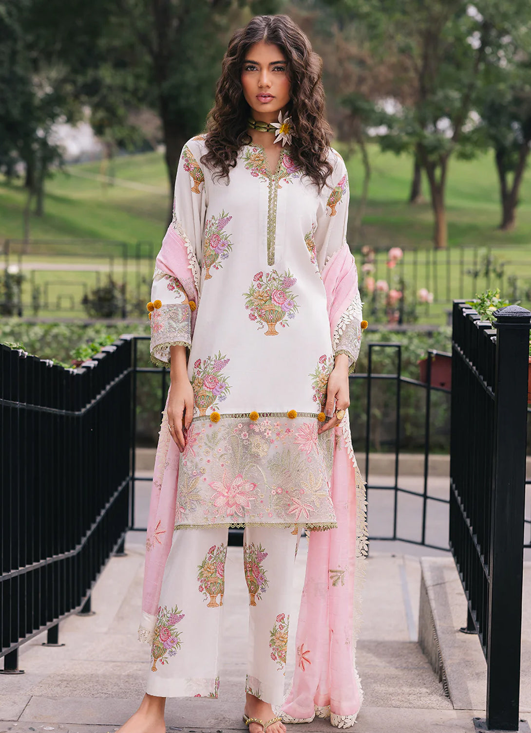 Mahnur Broadway Luxury Lawn '25 - Cherry Blossom