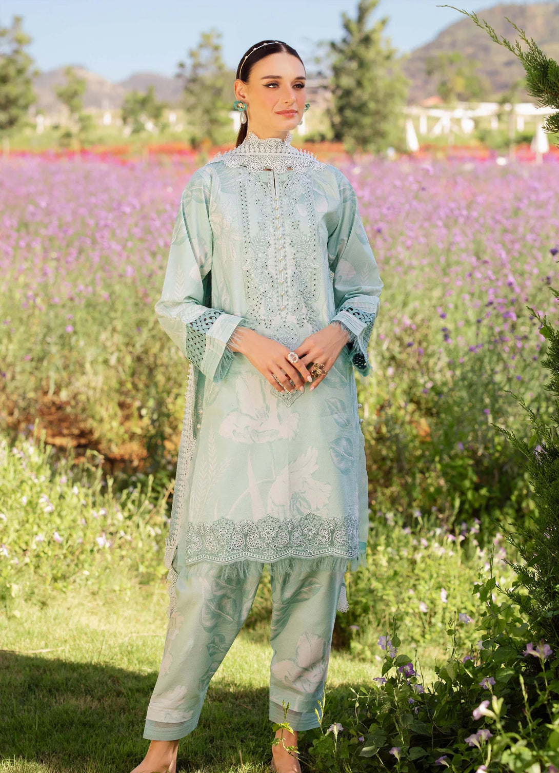 Jade Flora Summer Lawn'25 - HYACINTH