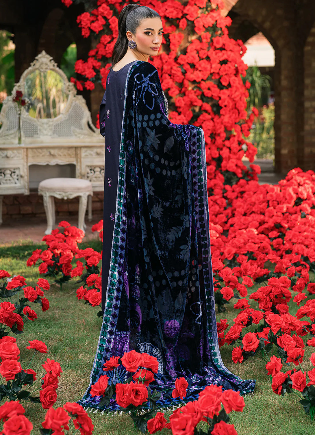 Mahnur - Nazakat Luxury Winter - MIRA | 3 PC KOTRAI