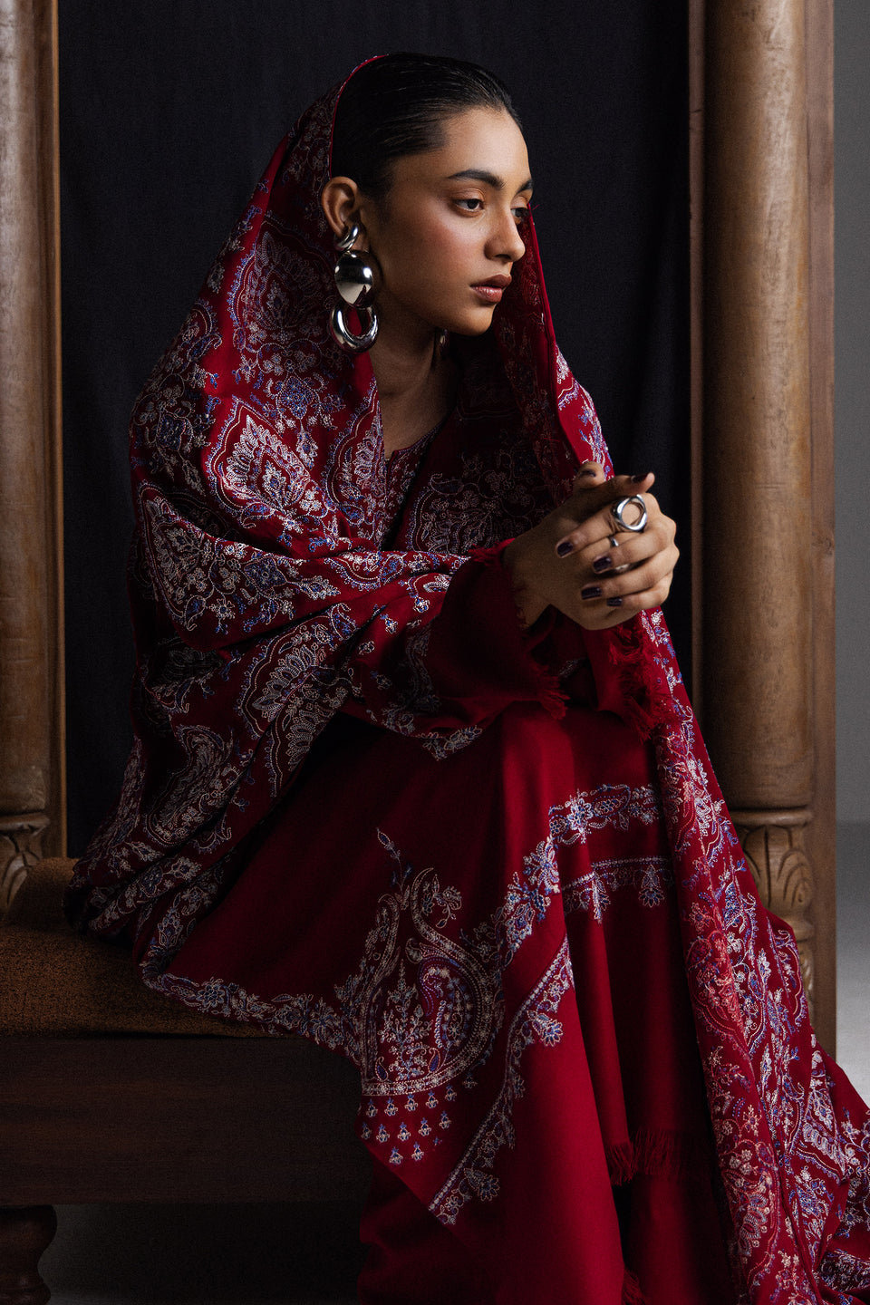 Zara Shahjahan Winter’26-Qirmiz-D7