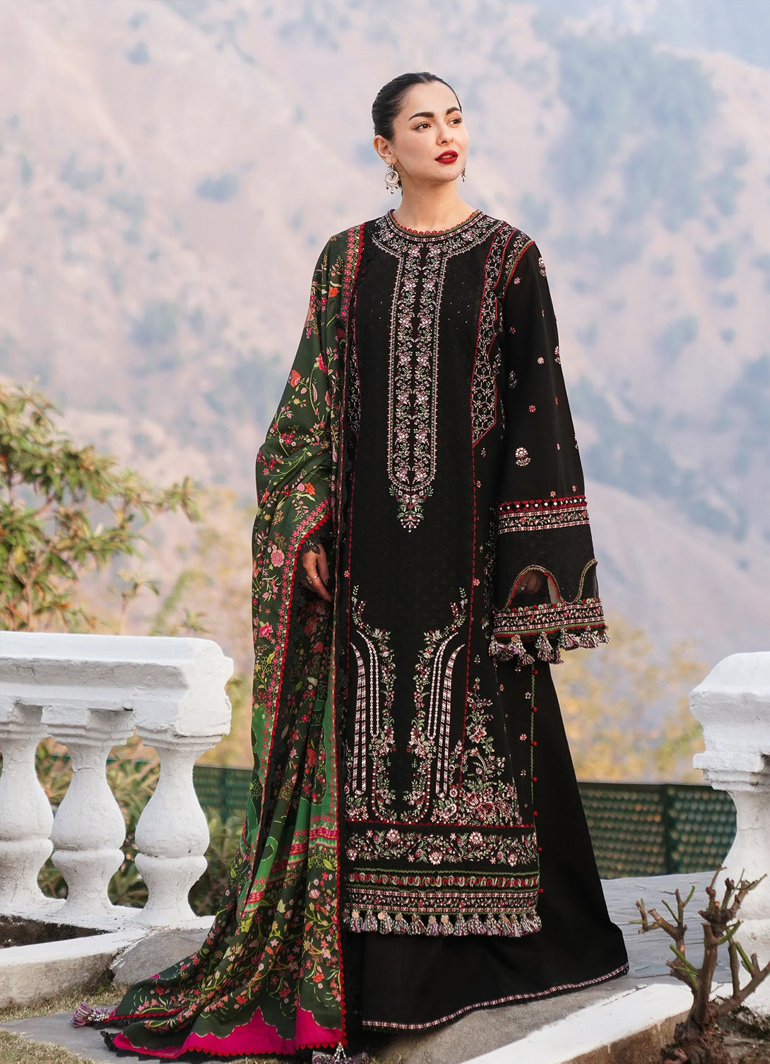 Hussain Rehar - Winter Shawl'24 - Zobia