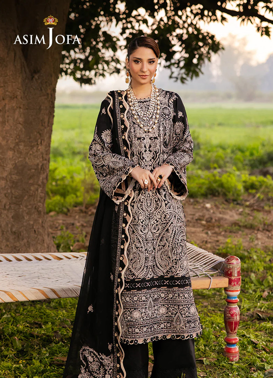 Asim Jofa Luxury Emb Lawn'25 - AJELL-03