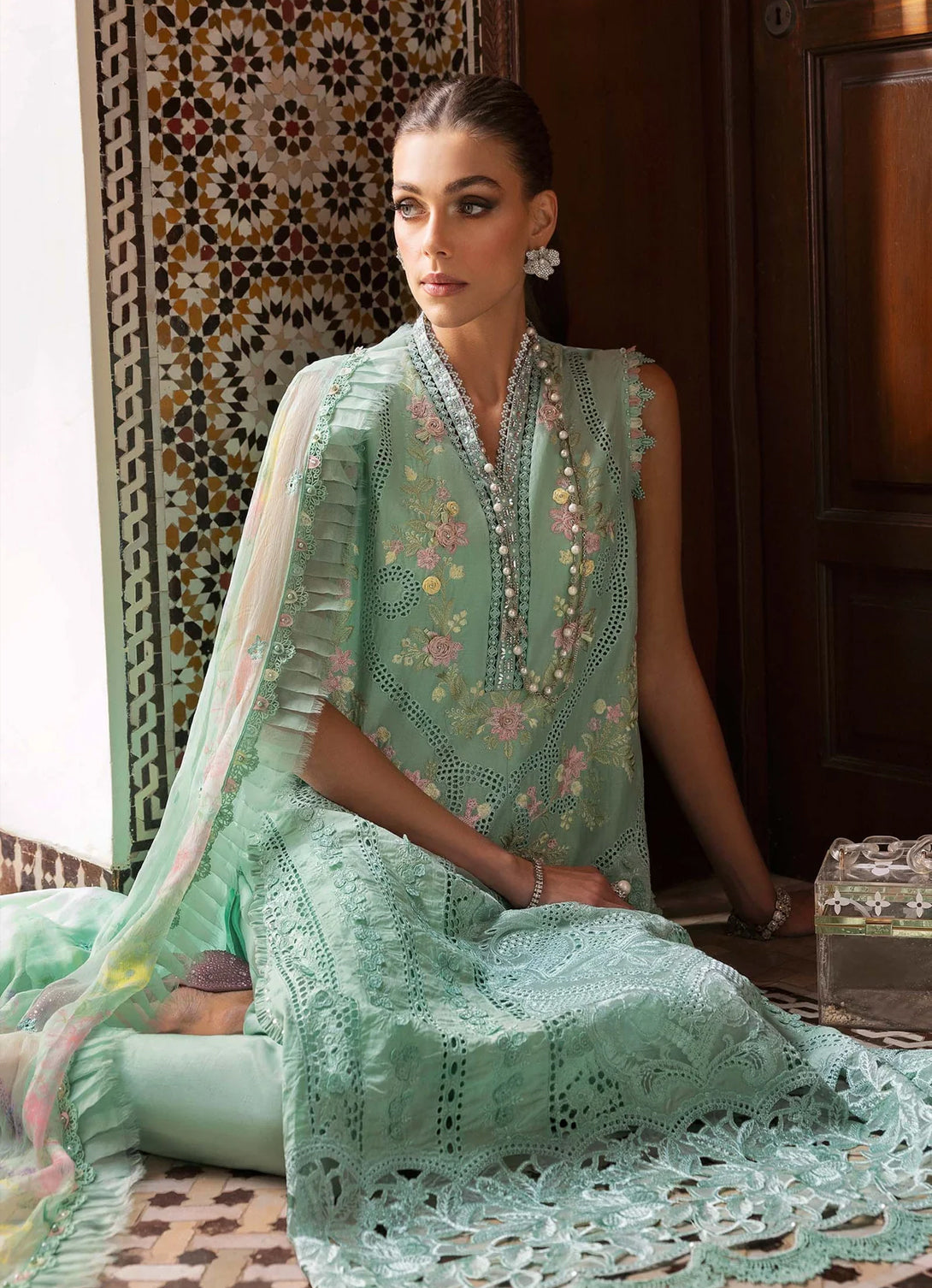 Maria.B. Luxury Lawn'25 -  D-2514-A
