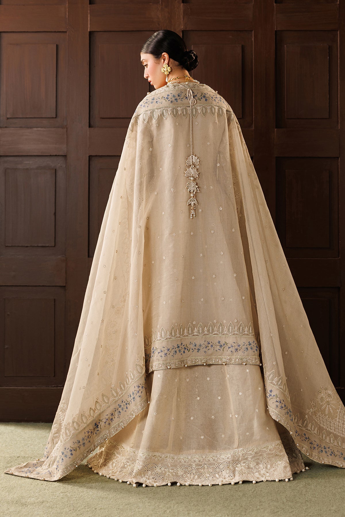 Baroque Luxury Lawn’26-EL26-D03