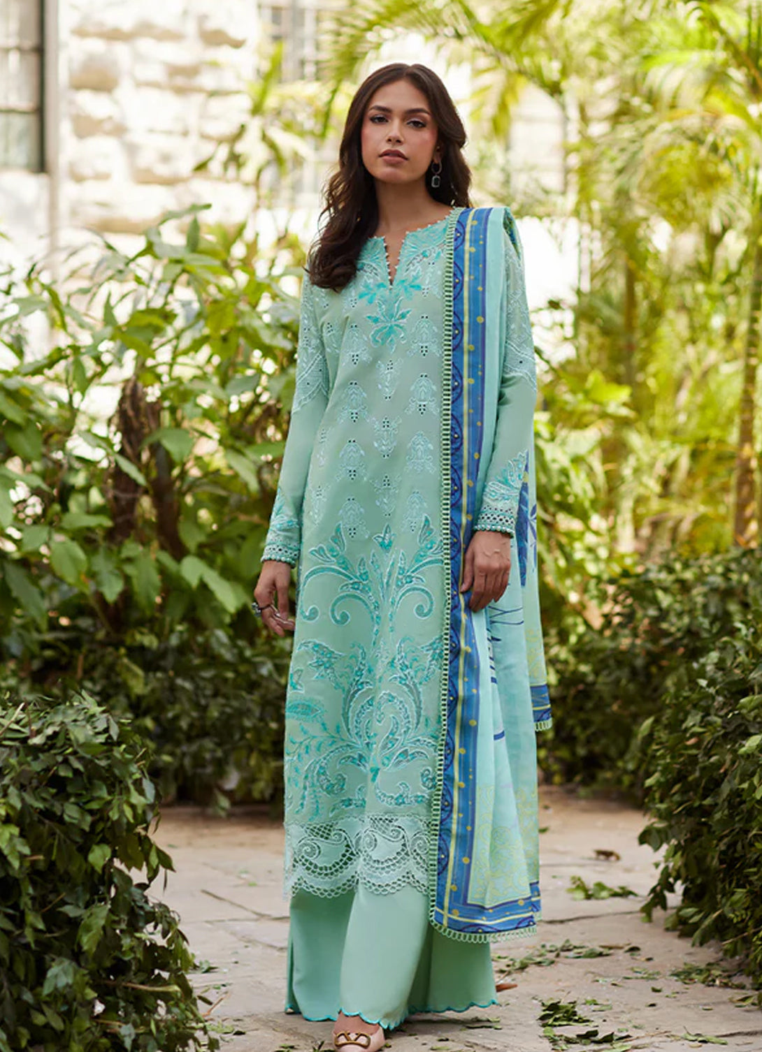 Mina Hasan Chikankari Lawn'25 -Lina