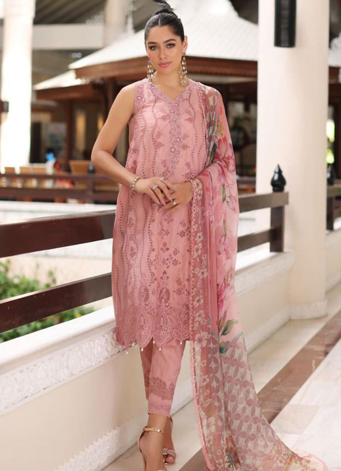 Noor By Saadia Asad - Embroidered Lawn Suit - D-4B