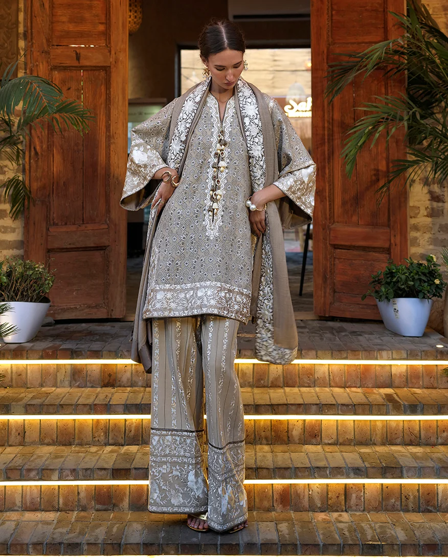 Mushq Broadway Winter’26-Eastern Empress