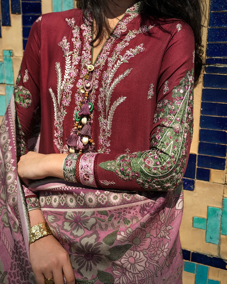 Mushq Broadway Winter’26-Timurid Rose