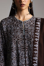 Zara Shahjahan Winter’26-Aqeeq-D1
