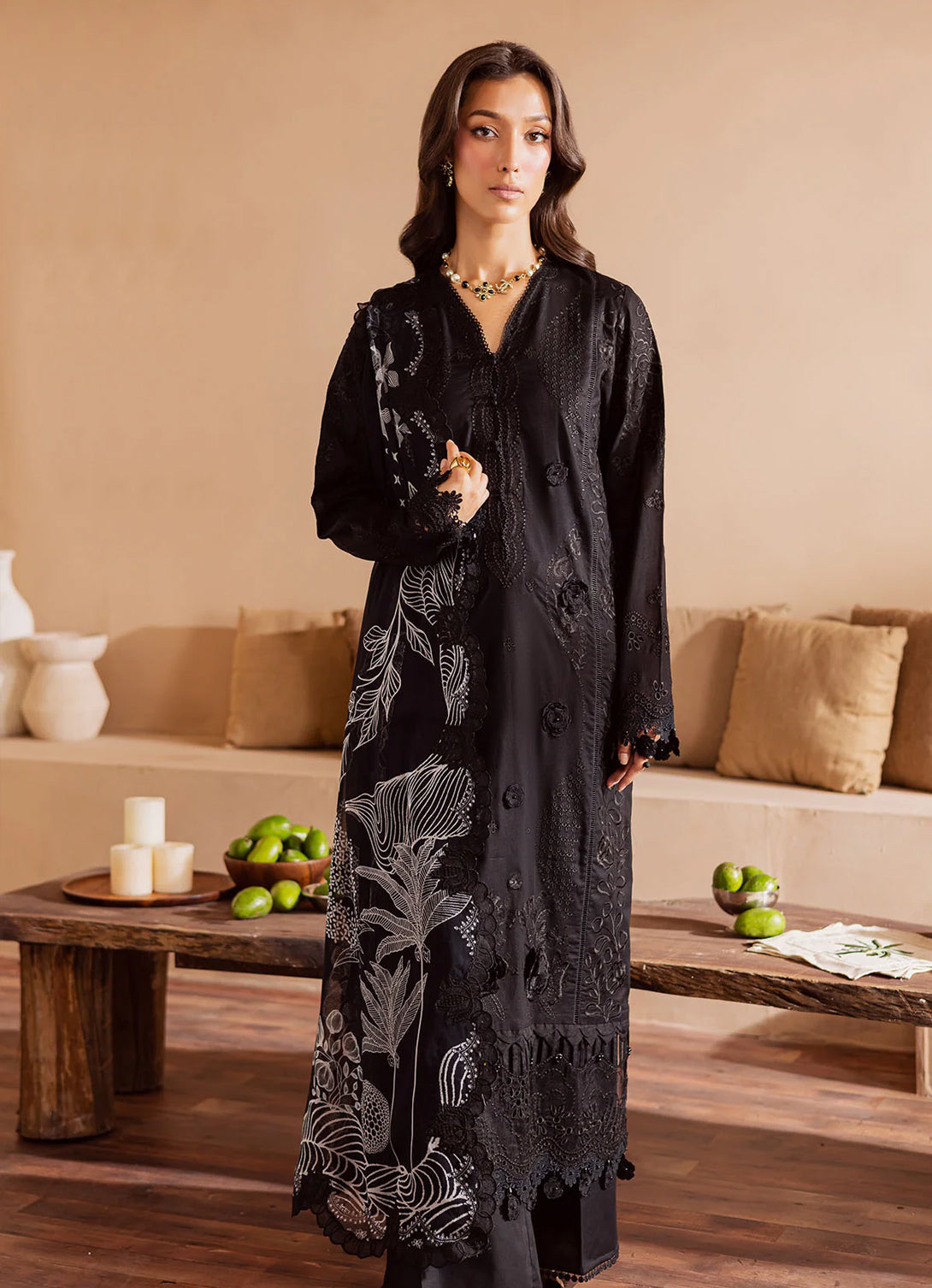 Nureh Monochrome Luxury Lawn'25 - NE- 166