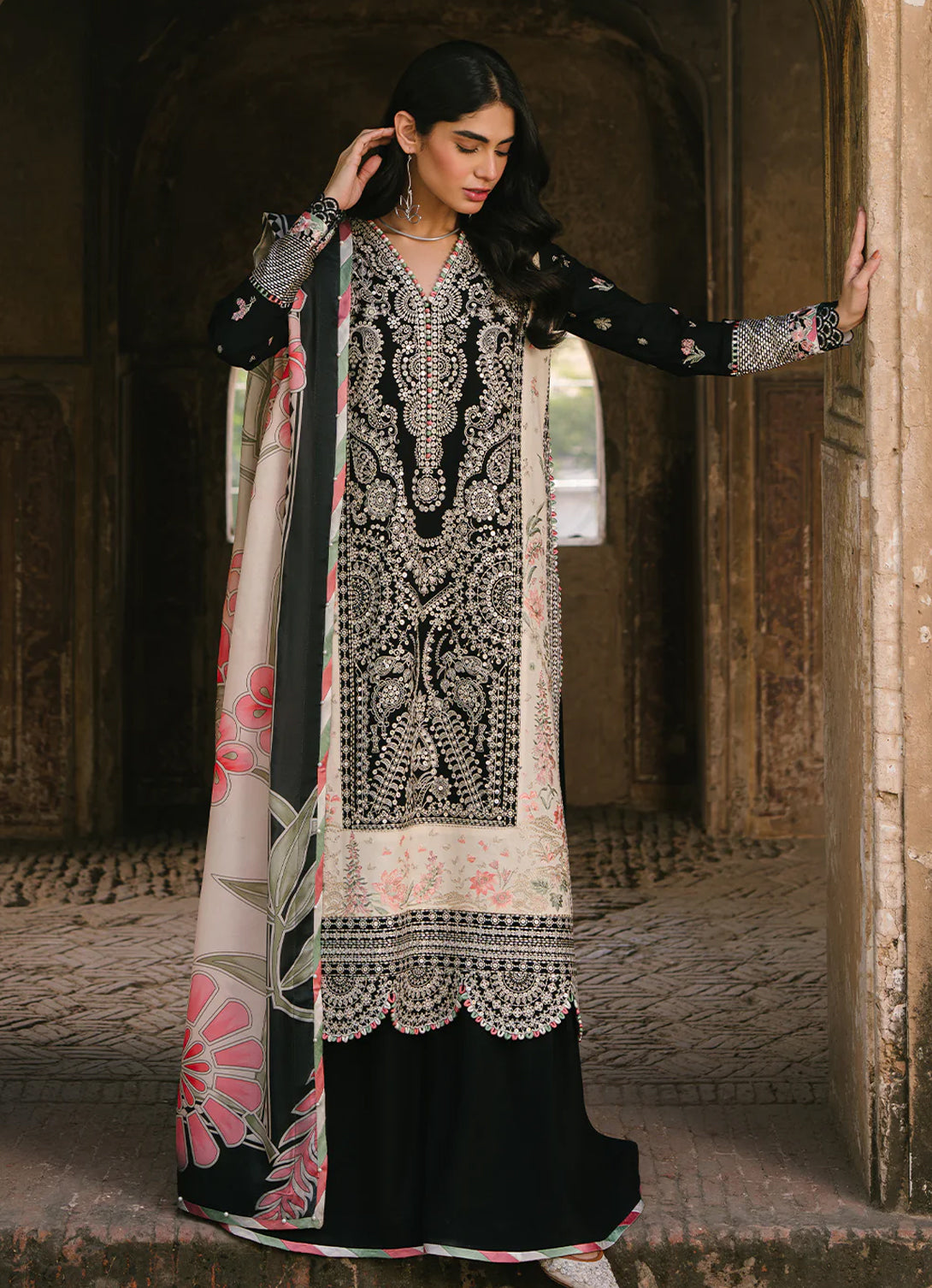 Bin Ilyas - Gulabi Baagh - 156 B | 3 PC Karandi