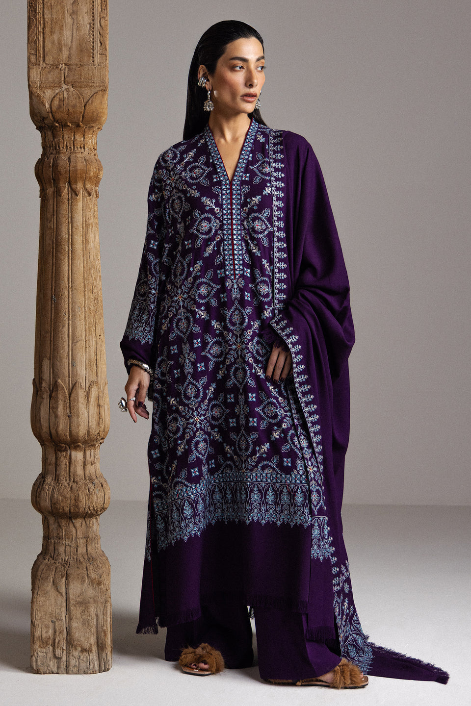 Zara Shahjahan Winter’26-Banafsha-D10