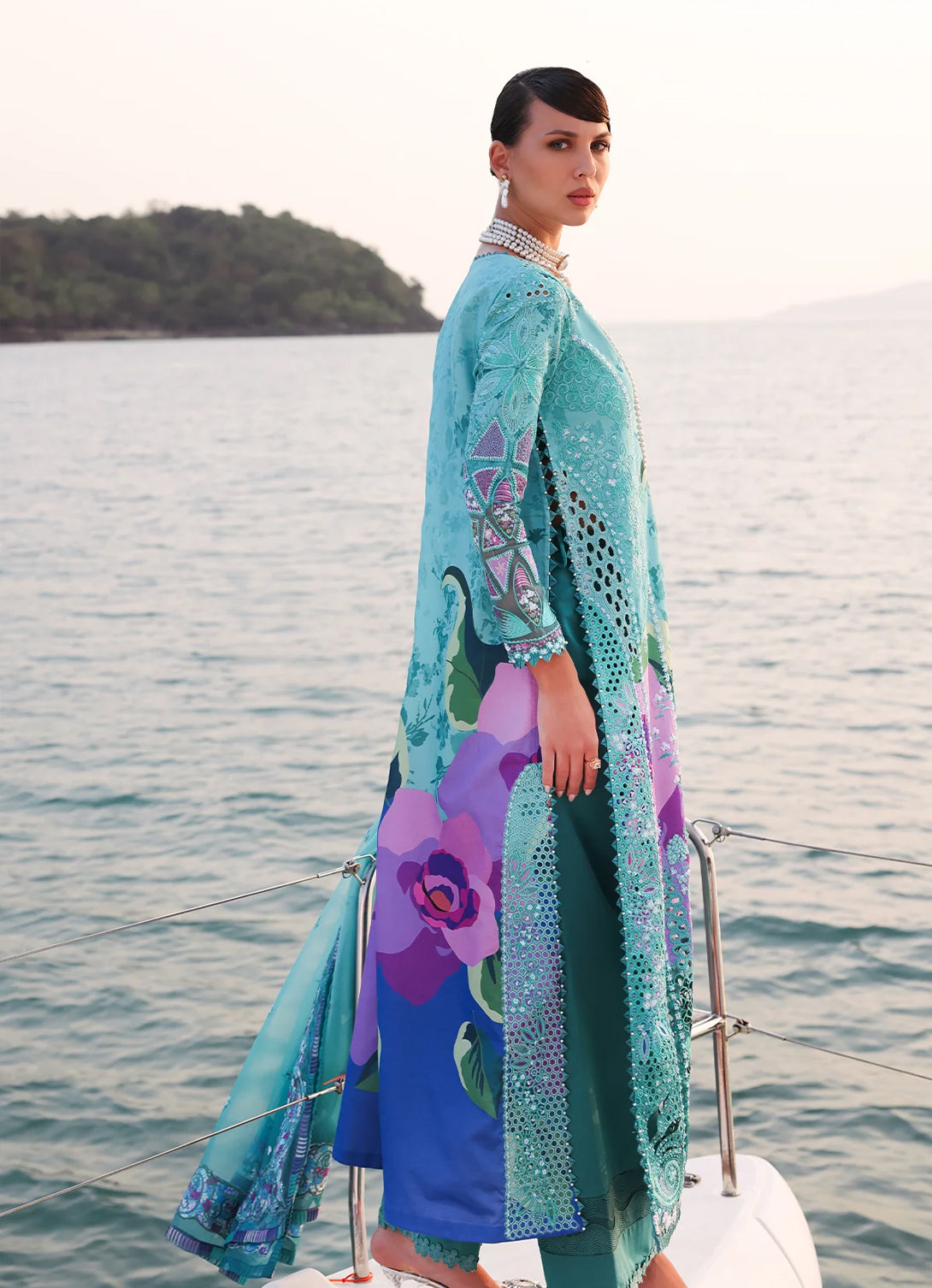 Afrozeh Luxury Summer Lawn'25 - Sovana