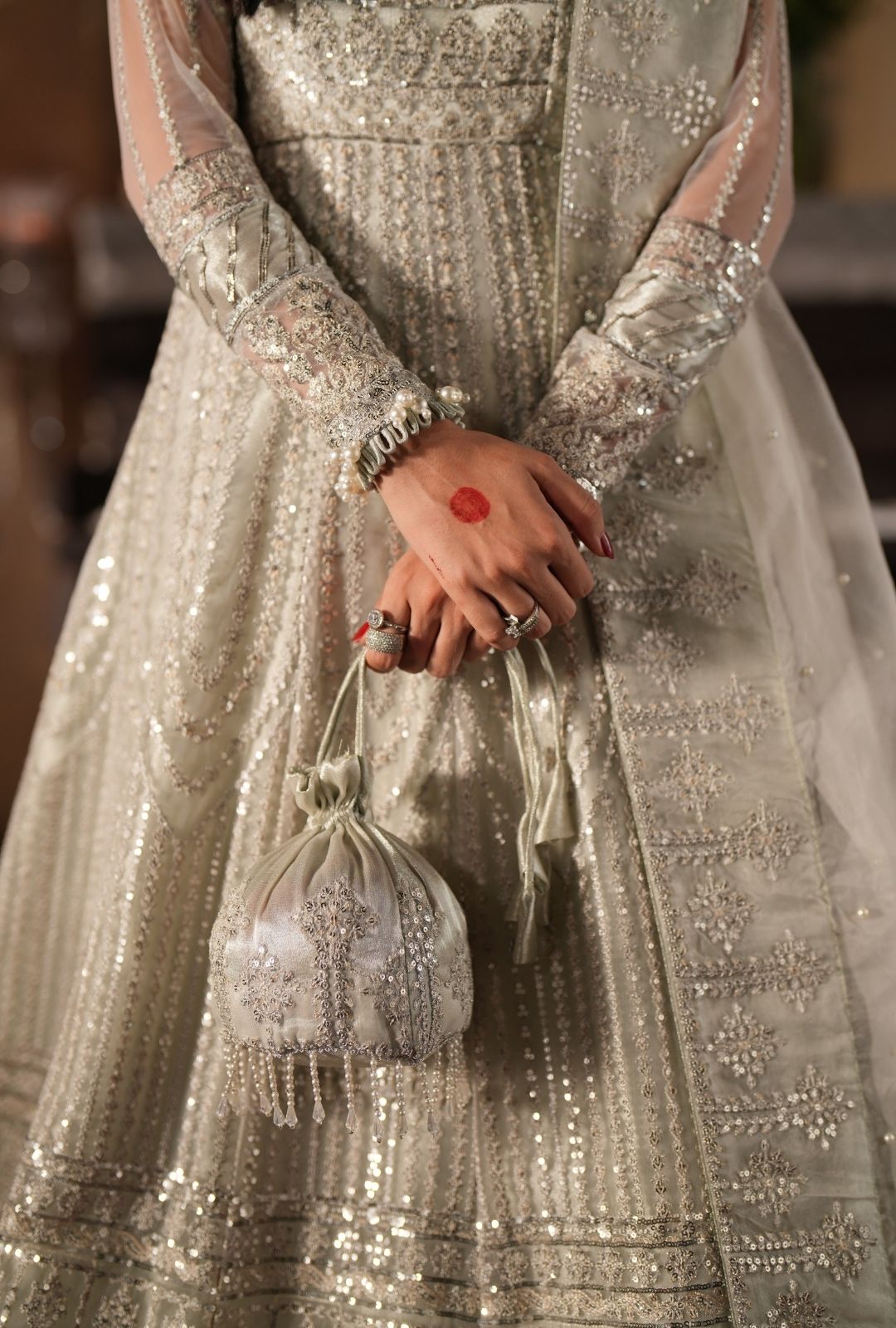 Ajr Dastan e Ishq-Roohi