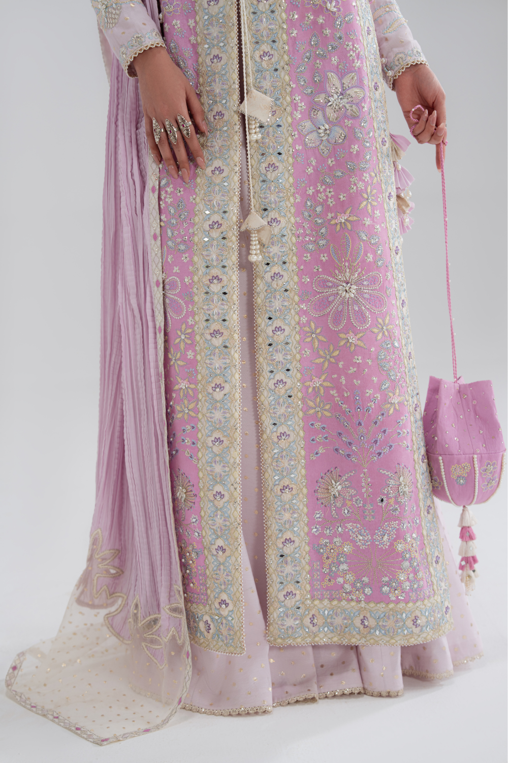 Soraya Silk Edit’26-Zareen