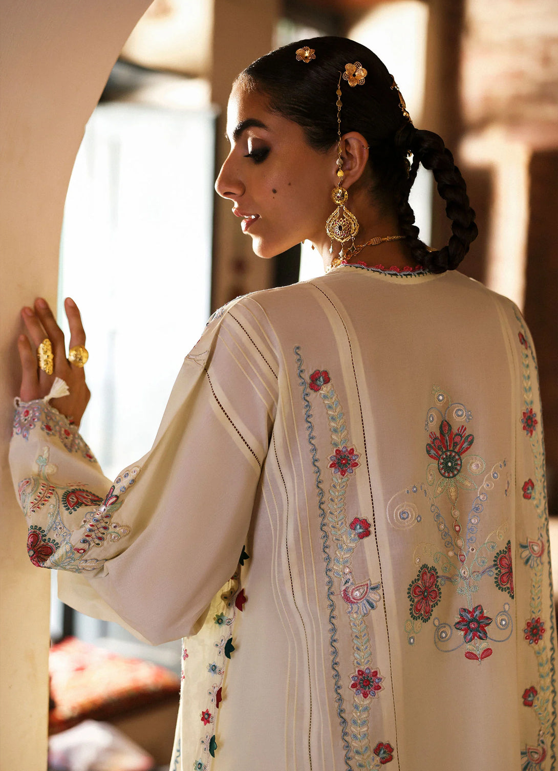 Zaha Festive Lawn'25 - MEHERBANO (ZF-25-01)