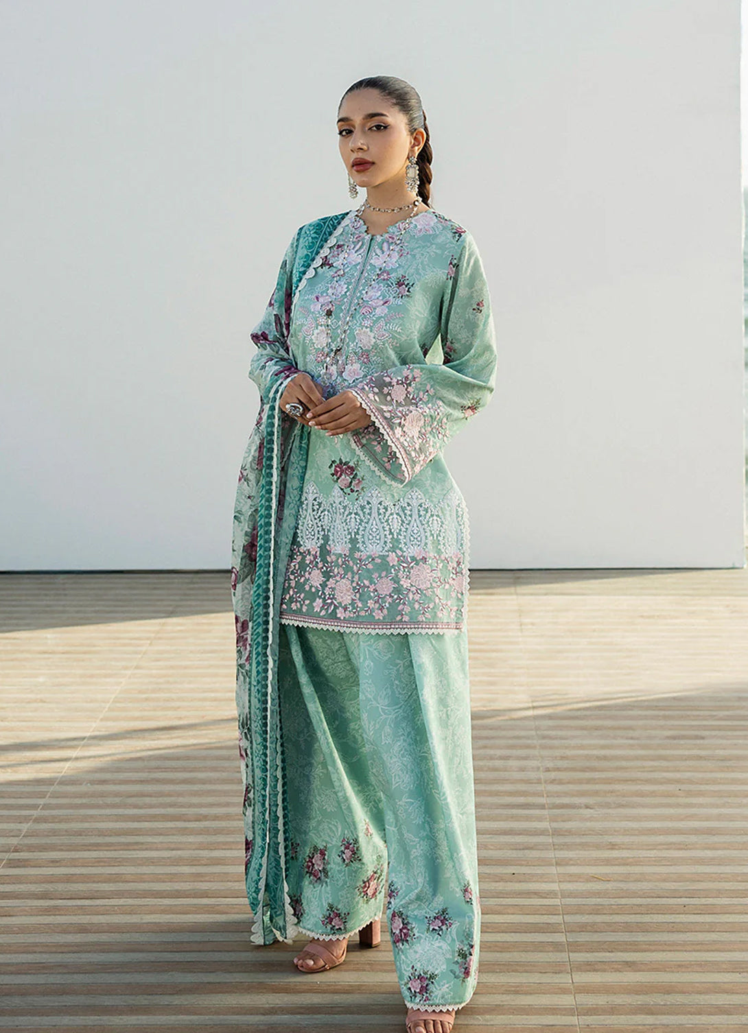 Zainab Chotani Tahra Lawn'25 - Anahita