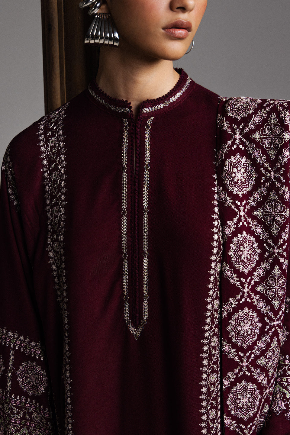 Zara Shahjahan Winter’26-Mehrab-D3