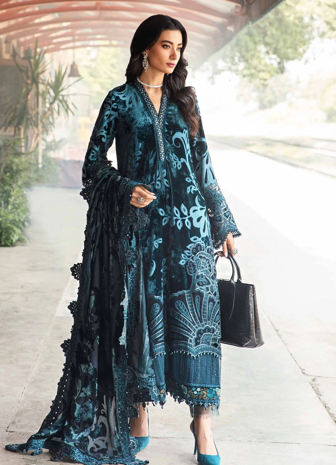 Maria B - Winter Luxe - Embroidered Velvet Suit | DL-1203