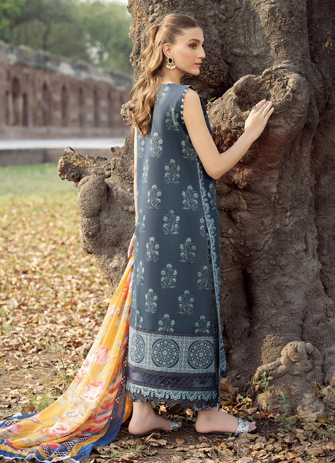 Bin Ilyas Naqsh Naaz Luxury Lawn '25 - 2082 - B